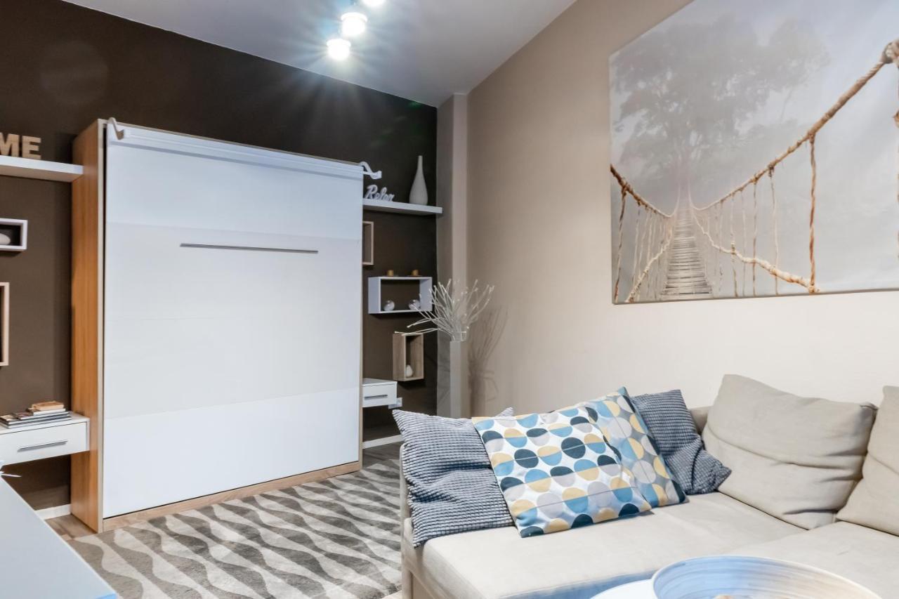 Upmarket Studio With Balcony In Friedrichshain Appartement Berlijn Buitenkant foto