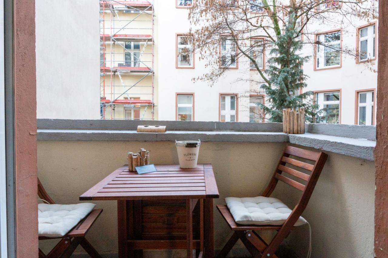 Upmarket Studio With Balcony In Friedrichshain Appartement Berlijn Buitenkant foto