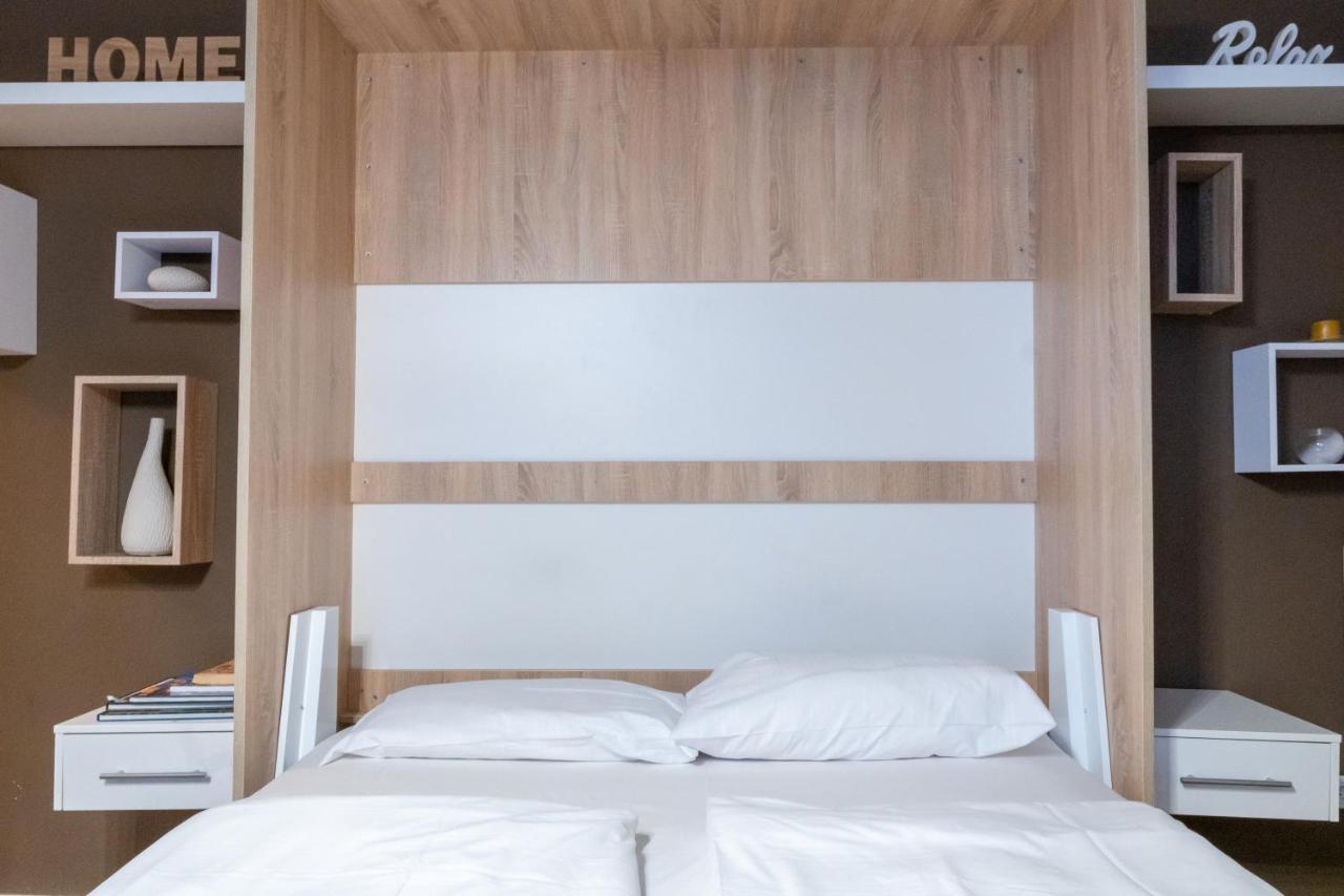 Upmarket Studio With Balcony In Friedrichshain Appartement Berlijn Buitenkant foto